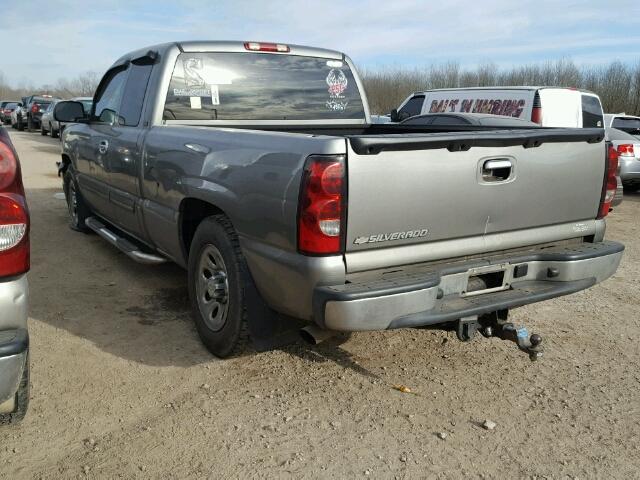 1GCEC19TX6Z176333 - 2006 CHEVROLET SILVERADO GRAY photo 3