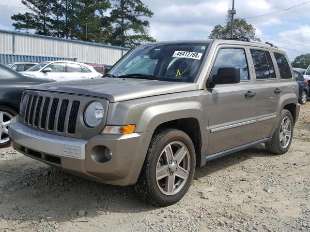 1J8FT48W58D700868 - 2008 JEEP PATRIOT LI TAN photo 2