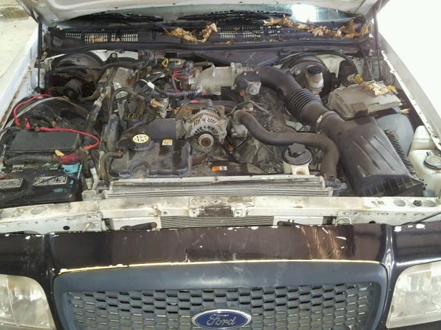 2FAFP71V38X155573 - 2008 FORD CROWN VICT WHITE photo 7