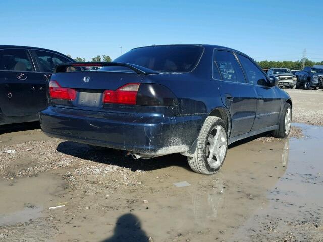 1HGCG5649YA115445 - 2000 HONDA ACCORD LX BLUE photo 4