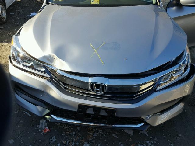 1HGCR2F3XHA204389 - 2017 HONDA ACCORD LX SILVER photo 7