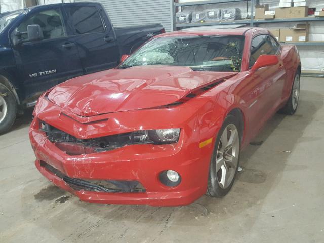 2G1FK1EJ5A9155946 - 2010 CHEVROLET CAMARO SS RED photo 2