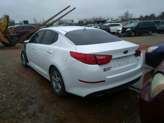 5XXGM4A76EG322959 - 2014 KIA OPTIMA LX WHITE photo 4