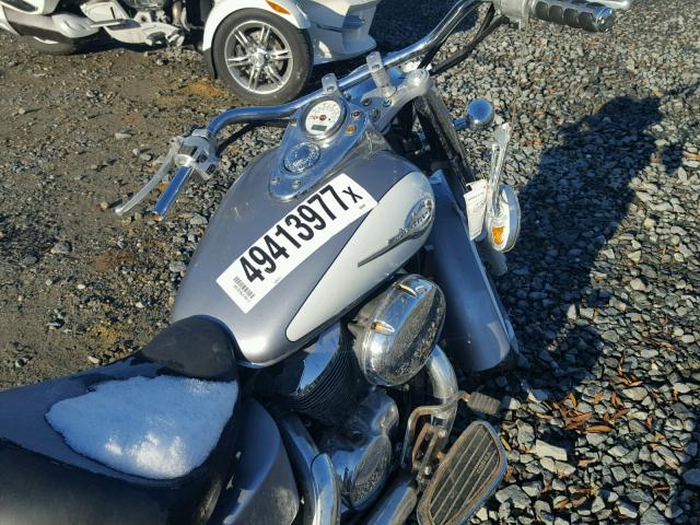 JH2RC44631K502809 - 2001 HONDA VT750 CD2 灰色 照片 5