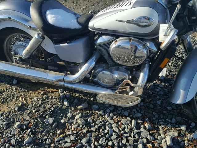 JH2RC44631K502809 - 2001 HONDA VT750 CD2 灰色 照片 7