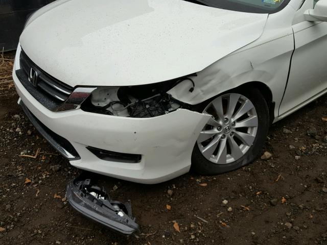 1HGCR2F71EA046118 - 2014 HONDA ACCORD EX WHITE photo 9