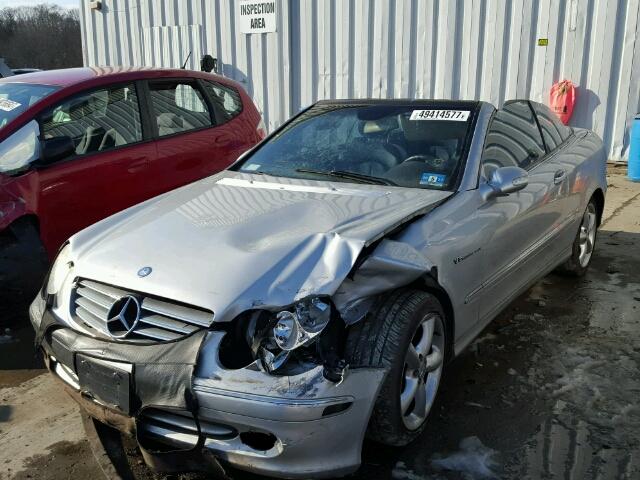 WDBTK65G15T039684 - 2005 MERCEDES-BENZ CLK 320 SILVER photo 2