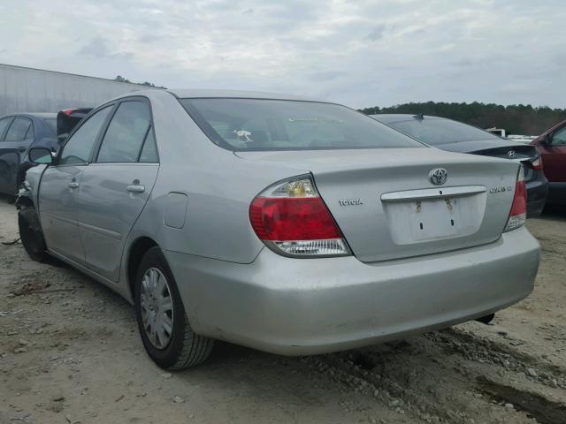 4T1BE32K45U501012 - 2005 TOYOTA CAMRY LE ვერცხლისფერი ფოტო 3