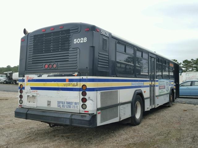 15GCB211951112719 - 2005 GILLIG TRANSIT BU WHITE photo 4