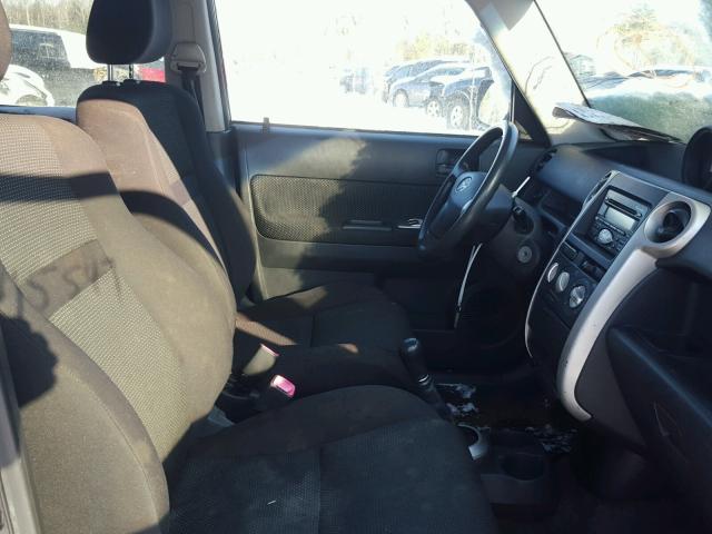JTLKT334X50178056 - 2005 TOYOTA SCION XB BLACK photo 5