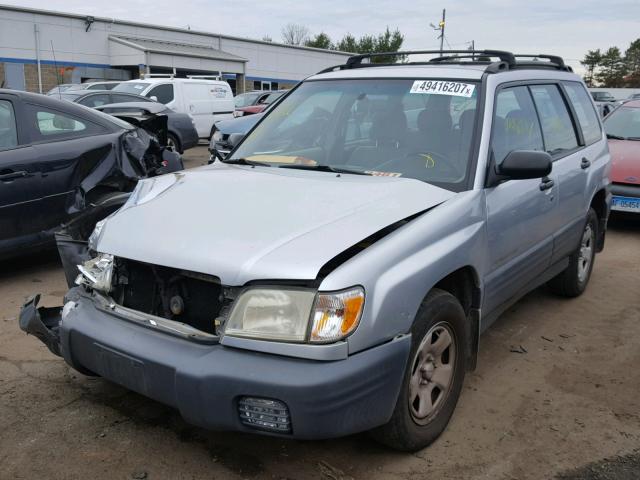 JF1SF63582H739144 - 2002 SUBARU FORESTER L SILVER photo 2