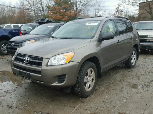 2T3BF4DV2BW098323 - 2011 TOYOTA RAV4 GRAY photo 2