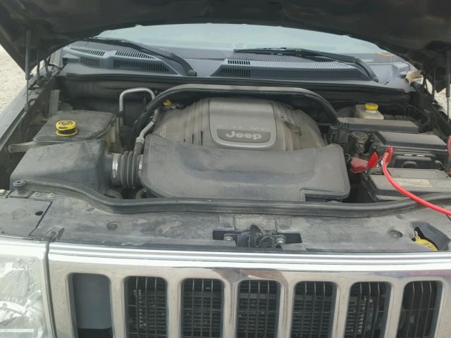 1J8HG58246C215513 - 2006 JEEP COMMANDER BLACK photo 7