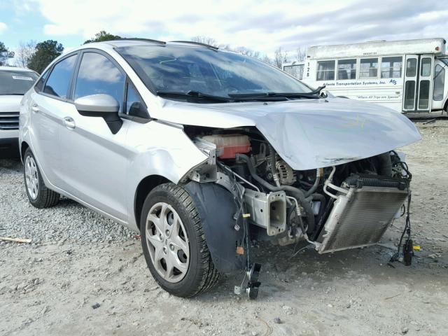 3FADP4BJ0CM207618 - 2012 FORD FIESTA SE SILVER photo 1