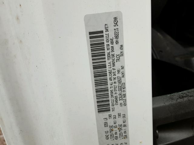 3C6URVJG6GE102637 - 2016 RAM PROMASTER 白色 照片 10