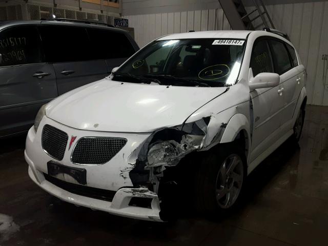 5Y2SL65827Z442334 - 2007 PONTIAC VIBE WHITE photo 2