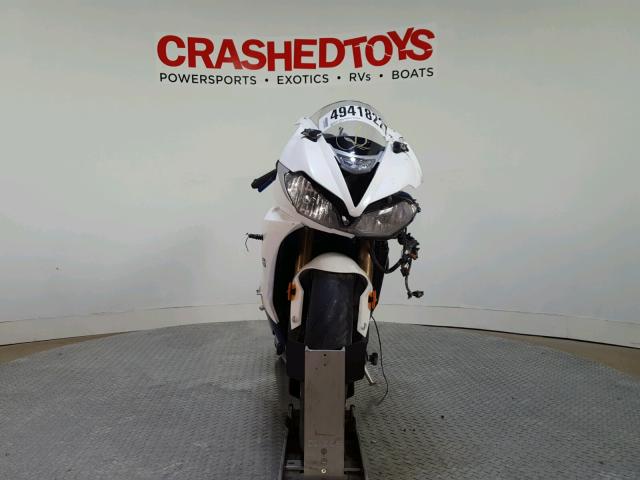 SMTA01YK8EJ626219 - 2014 TRIUMPH MOTORCYCLE DAYTONA 67 WHITE photo 3