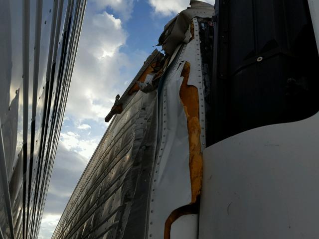 1UYVS2536CU371094 - 2012 UTILITY REEFER WHITE photo 9