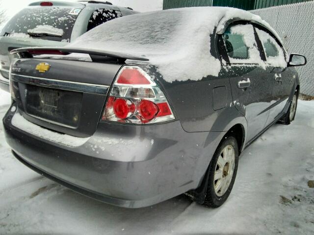 KL1TG55648B196745 - 2008 CHEVROLET AVEO LT GRAY photo 4