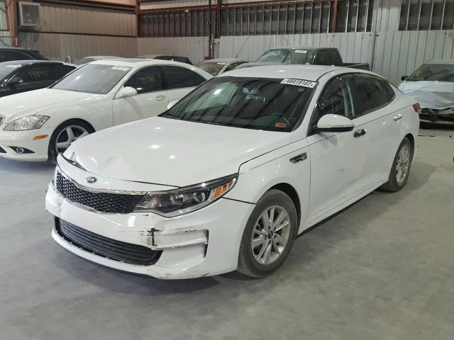 5XXGT4L33GG018634 - 2016 KIA OPTIMA LX WHITE photo 2