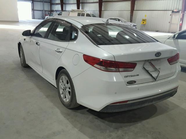 5XXGT4L33GG018634 - 2016 KIA OPTIMA LX WHITE photo 3