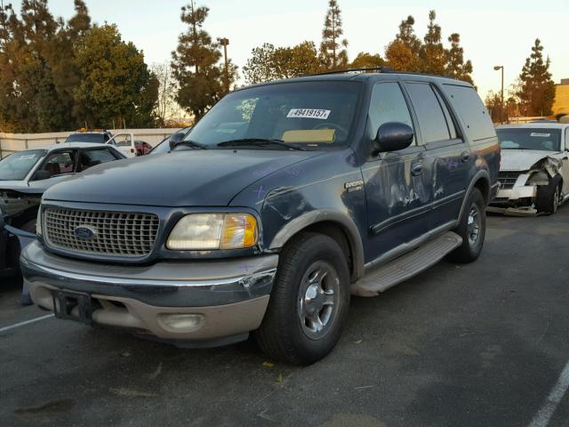 1FMRU17L6YLC47840 - 2000 FORD EXPEDITION BLUE photo 2