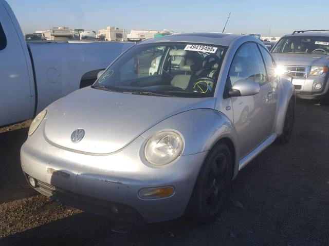 3VWED21C71M480841 - 2001 VOLKSWAGEN NEW BEETLE 银色 照片 2
