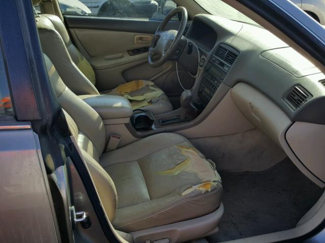 JT8BF22G3V0061233 - 1997 LEXUS ES 300 BROWN photo 5