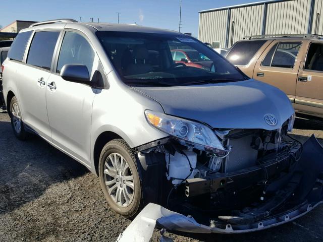 5TDYZ3DC3HS766683 - 2017 TOYOTA SIENNA XLE SILVER photo 1