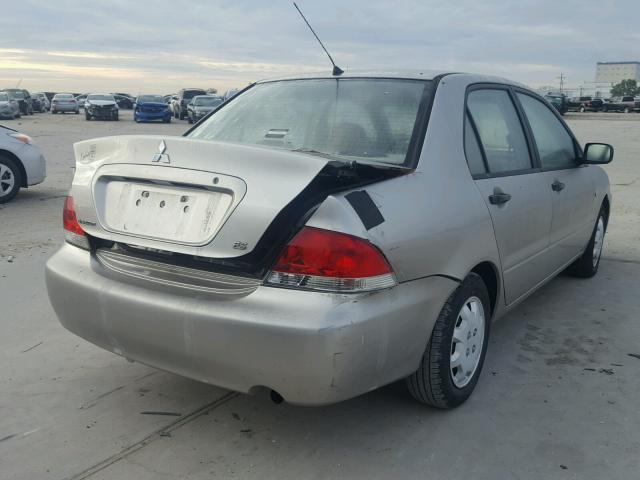 JA3AJ26E55U036586 - 2005 MITSUBISHI LANCER ES SILVER photo 4