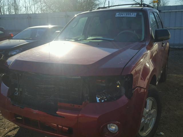 1FMCU0D71BKA12380 - 2011 FORD ESCAPE XLT RED photo 2