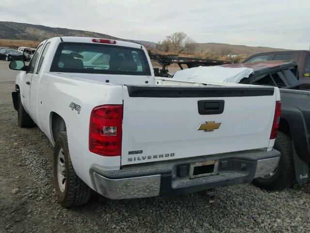 1GCEK19069E124394 - 2009 CHEVROLET SILVERADO WHITE photo 3