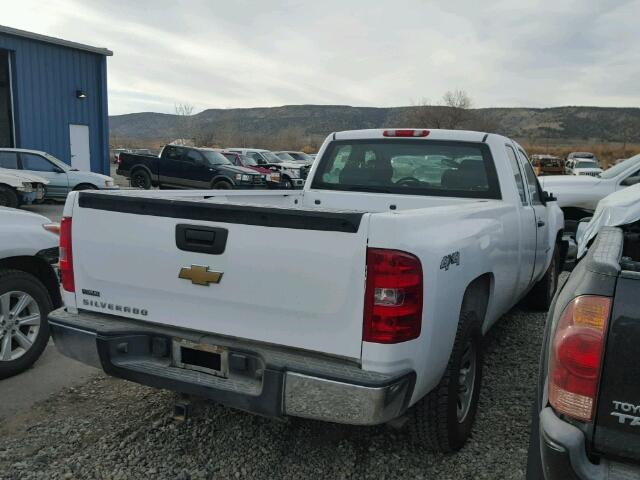 1GCEK19069E124394 - 2009 CHEVROLET SILVERADO WHITE photo 4