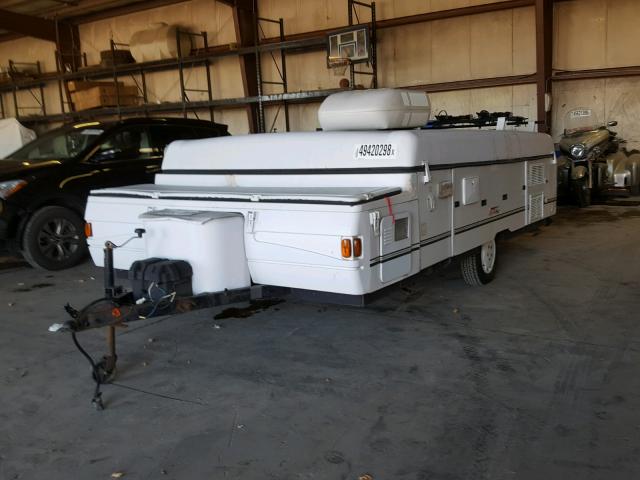 4CP695H16Y7278724 - 2000 COLE CAMPER WHITE photo 2