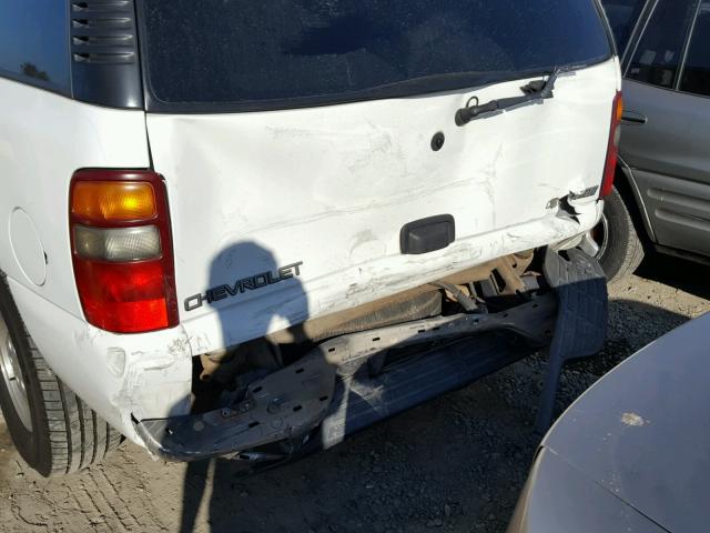 1GNEK13T03J226766 - 2003 CHEVROLET TAHOE K150 WHITE photo 9