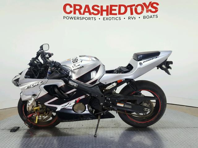 JH2PC35001M211071 - 2001 HONDA CBR600 F4 GRAY photo 5