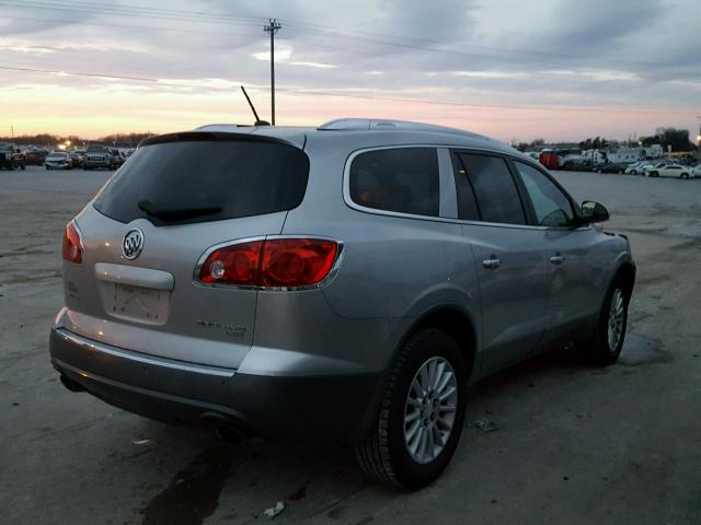 5GAER23758J228826 - 2008 BUICK ENCLAVE CX SILVER photo 4