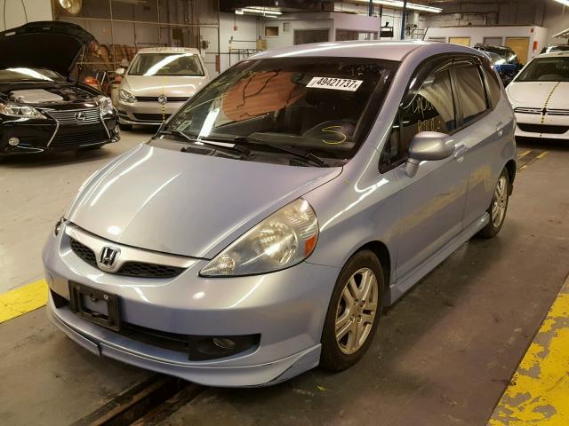 JHMGD38658S057435 - 2008 HONDA FIT SPORT SILVER photo 2