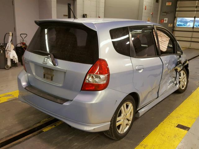 JHMGD38658S057435 - 2008 HONDA FIT SPORT SILVER photo 4