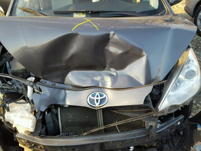 JTDKDTB36D1556285 - 2013 TOYOTA PRIUS C GRAY photo 7