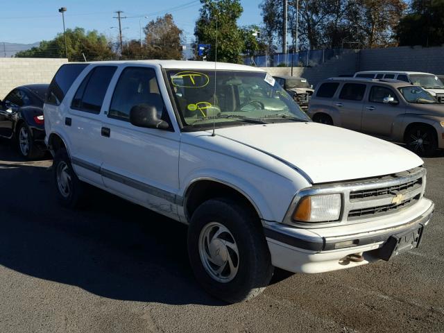 1GNDT13WXS2213955 - 1995 CHEVROLET BLAZER WHITE photo 1