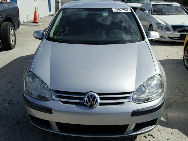 WVWBR71K27W268689 - 2007 VOLKSWAGEN RABBIT SILVER photo 9