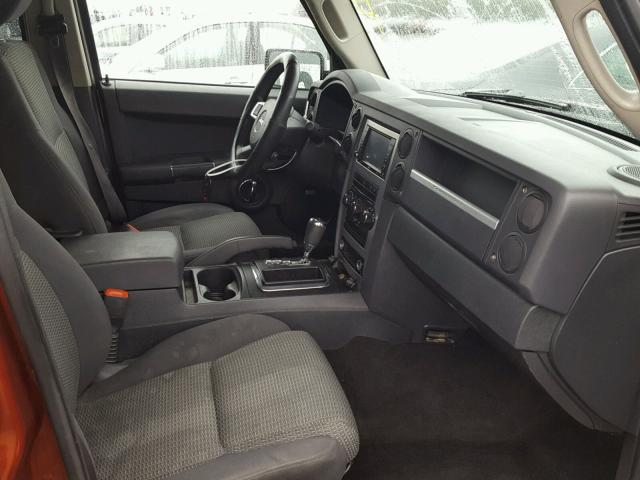 1J8HG48K48C149591 - 2008 JEEP COMMANDER RED photo 5