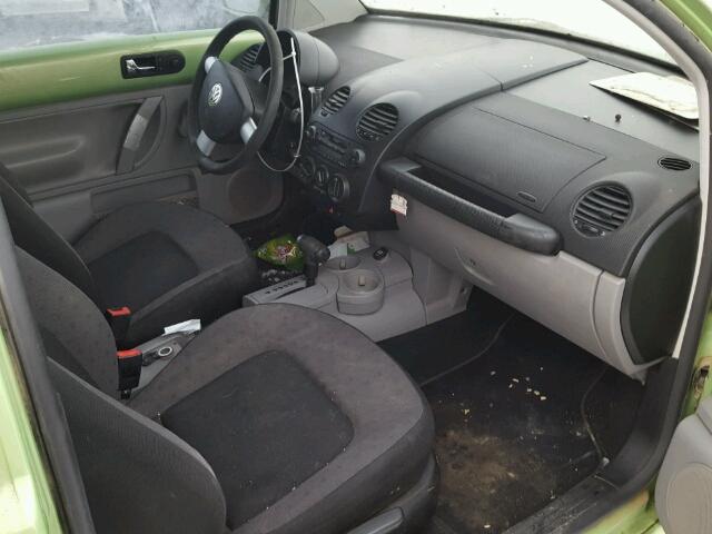 3VWBK21C02M453703 - 2002 VOLKSWAGEN NEW BEETLE 绿色 照片 5