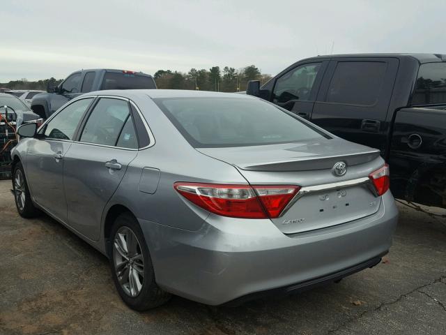 4T1BF1FK4HU737255 - 2017 TOYOTA CAMRY LE SILVER photo 3