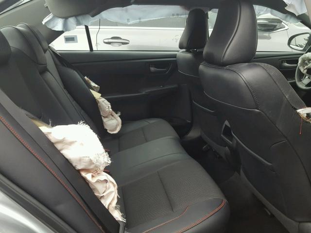 4T1BF1FK4HU737255 - 2017 TOYOTA CAMRY LE 银色 照片 6