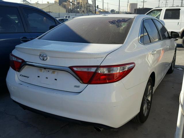 4T1BF1FK4GU235571 - 2016 TOYOTA CAMRY LE WHITE photo 4