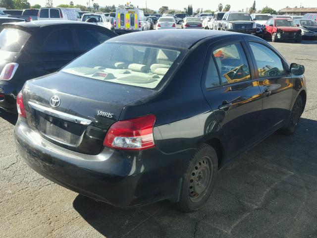 JTDBT923571130548 - 2007 TOYOTA YARIS GRAY photo 4