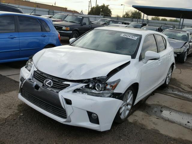 JTHKD5BH3F2224307 - 2015 LEXUS CT 200 WHITE photo 2