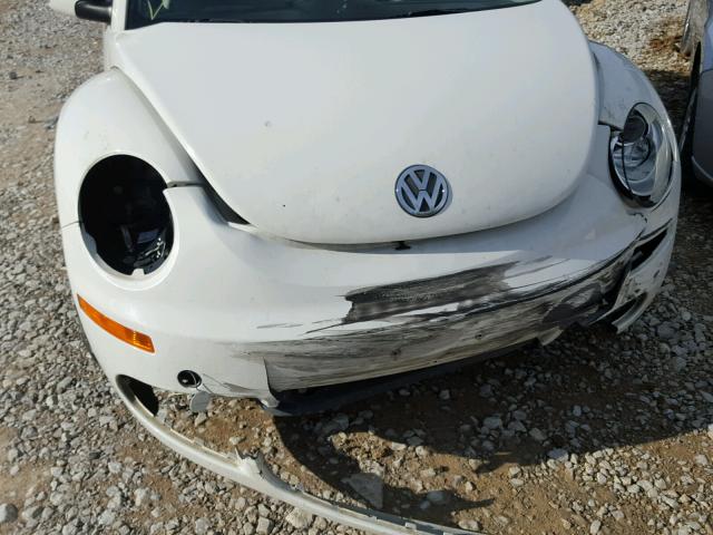 3VWFF31Y87M413299 - 2007 VOLKSWAGEN NEW BEETLE WHITE photo 9